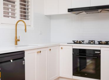 How a Kitchen Cabinet Renovation Can Help Overhaul Your Kitchen